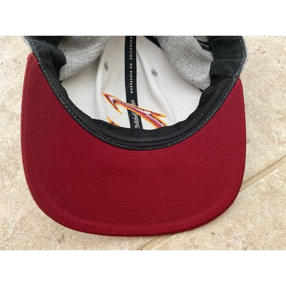 Cleveland Cavaliers Hat Mitchell & Ness NBA Mens Gray Script Snapback EUC Wool - Picture 6 of 7